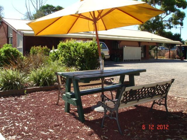 Tooleybuc Country Roads Motor Inn 외부 사진